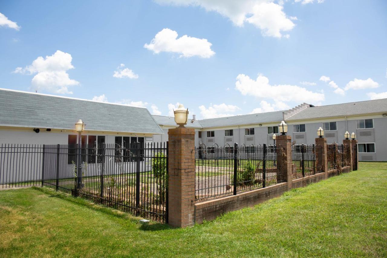 I65 Studio Suites Scottsburg Esterno foto